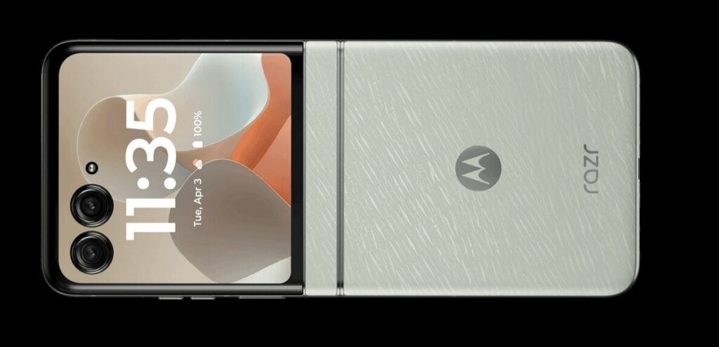Back panel of Motorola Razr 60 with 50MP + 13MP dual cameras and subtle Moto branding
