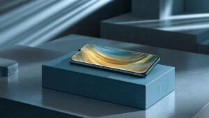 Gaming से लेकर Camera तक All-Rounder बना iQOO 15, 50MP कैमरा, 7000mAh बैटरी और 512GB Storage